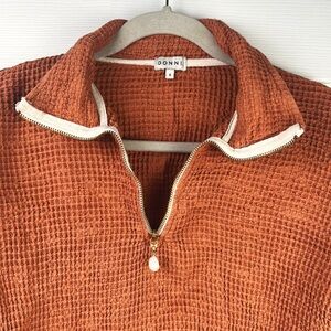 Donnie Waffle 1/2 Zip Pullover Orange In Size Small